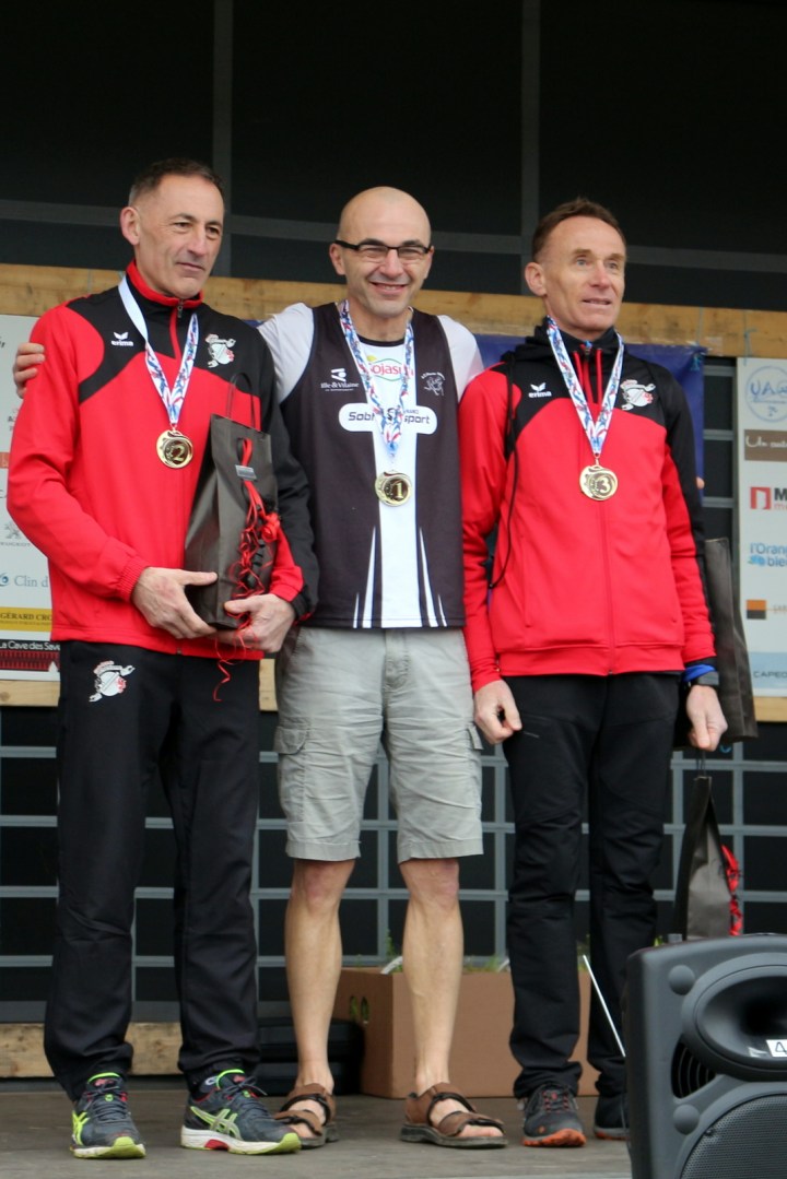 MN podium 03