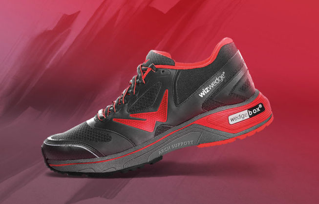 Modèle : Wizwedge_helium_black_red-resize